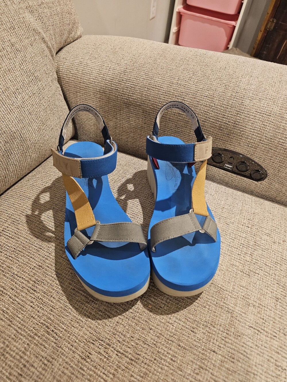 Fly London Yefa Wedge Sandals - Picture 3 of 7